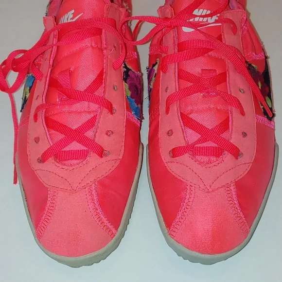 NIKE Coral Floral (Custom) Swoosh Sneaker Size 9 - Picture 3 of 6